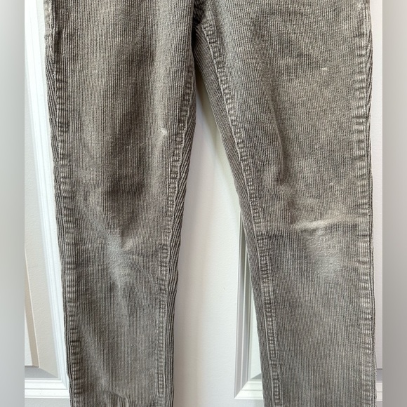 Mini Boden Boys Play Outfit (Size 7-8 top, Size 7 Pants) - Picture 4 of 13